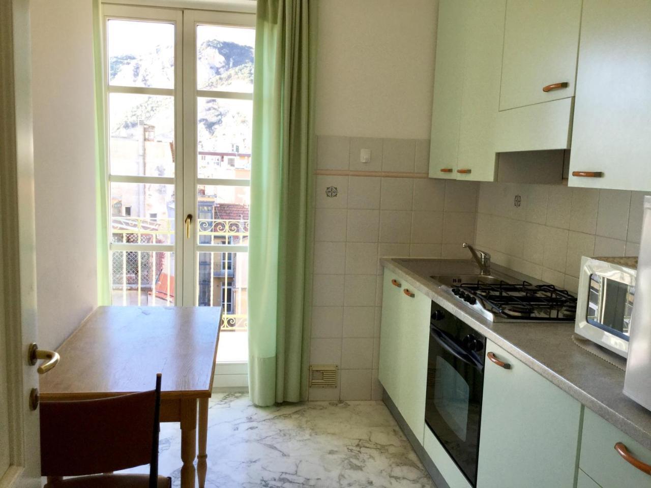 La Villetta Appartamenti Per Vacanze Finale Ligure Exterior photo