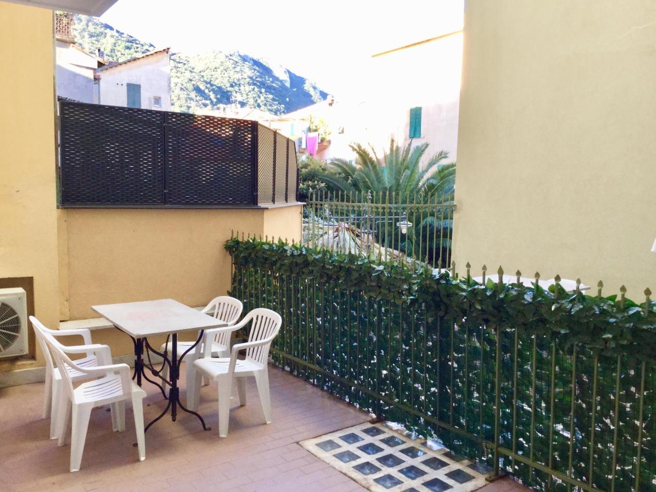 La Villetta Appartamenti Per Vacanze Finale Ligure Exterior photo