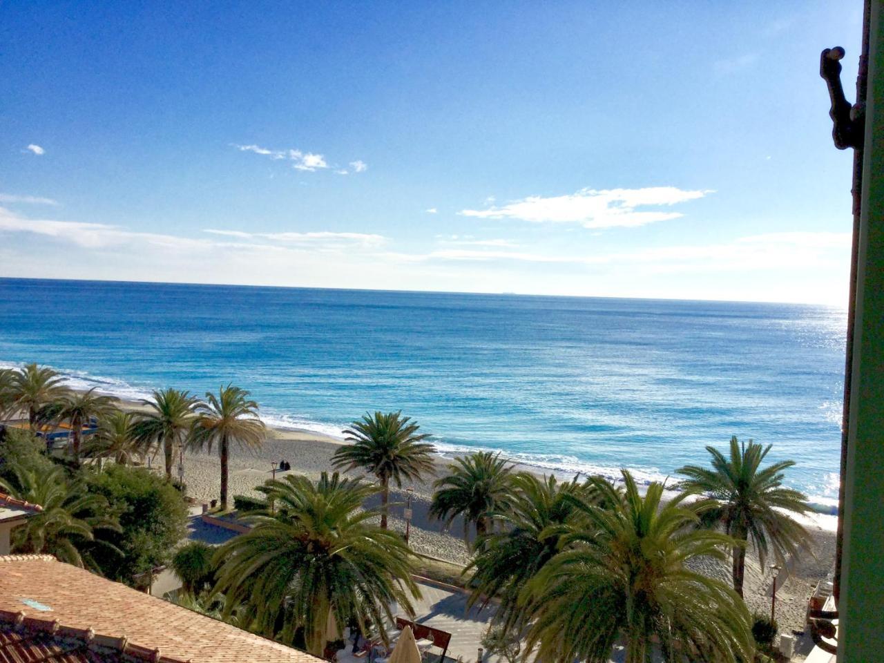 La Villetta Appartamenti Per Vacanze Finale Ligure Exterior photo