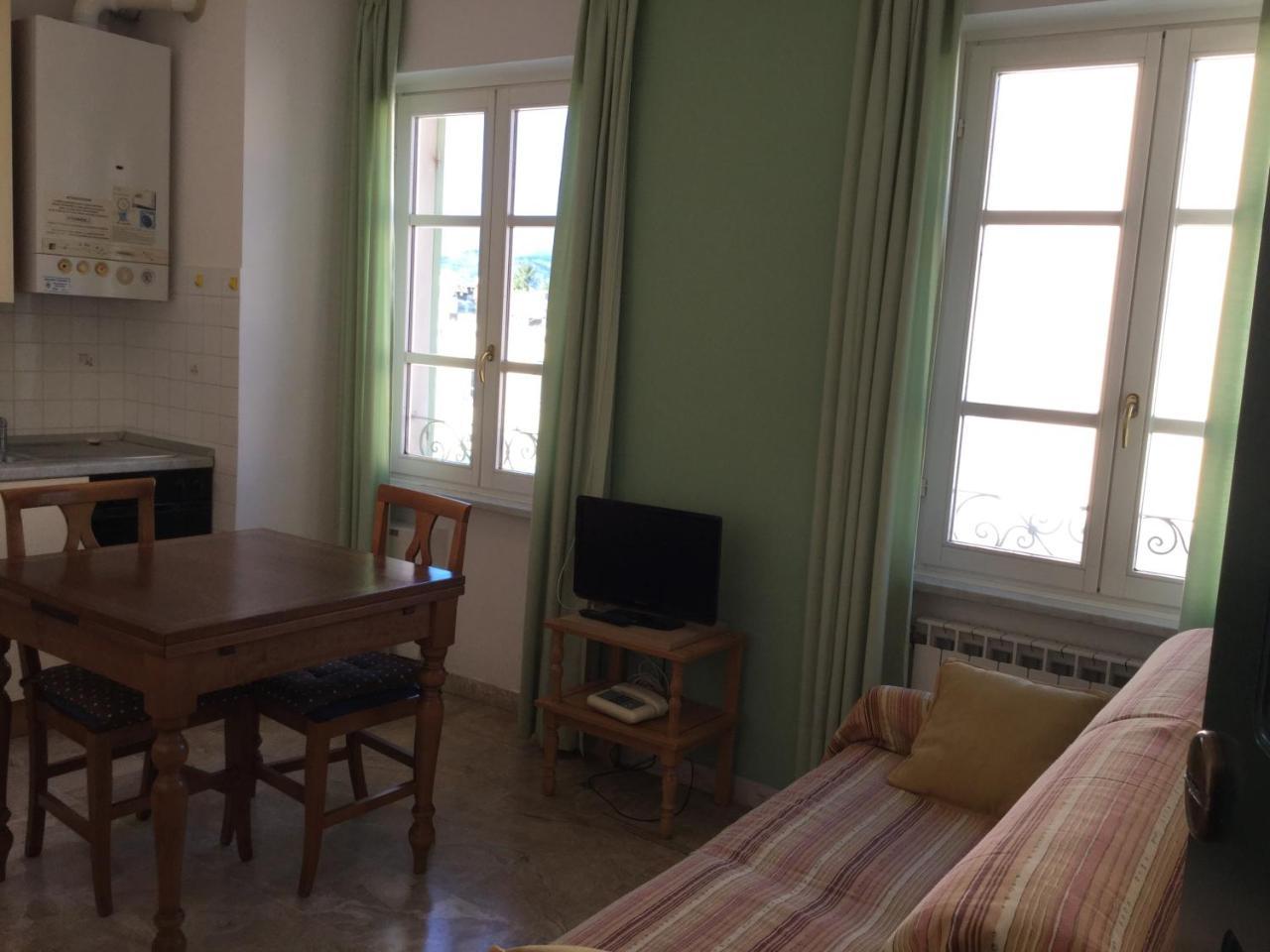 La Villetta Appartamenti Per Vacanze Finale Ligure Exterior photo