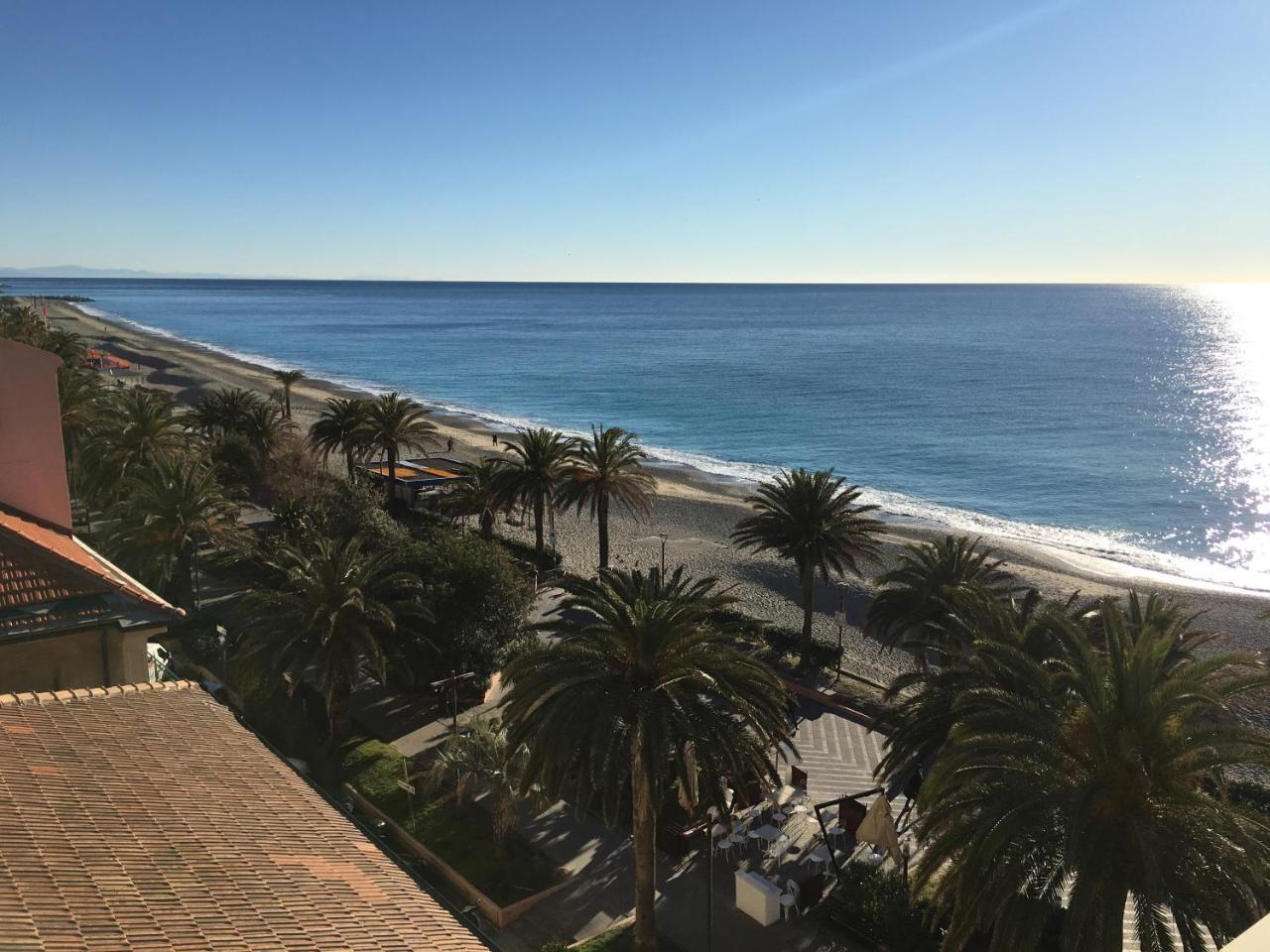 La Villetta Appartamenti Per Vacanze Finale Ligure Exterior photo