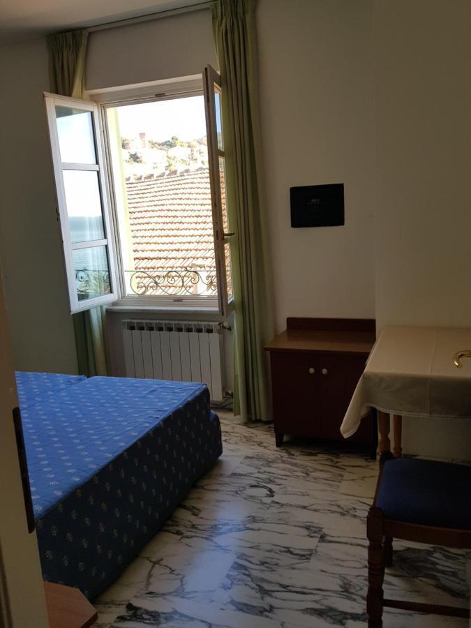 La Villetta Appartamenti Per Vacanze Finale Ligure Exterior photo